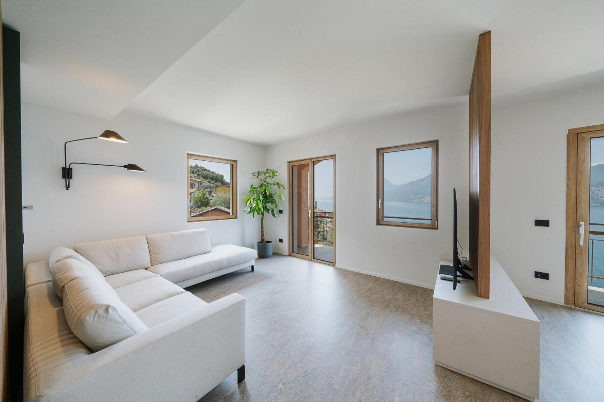 View Garda Lake Brenzone sul Garda Esterno foto