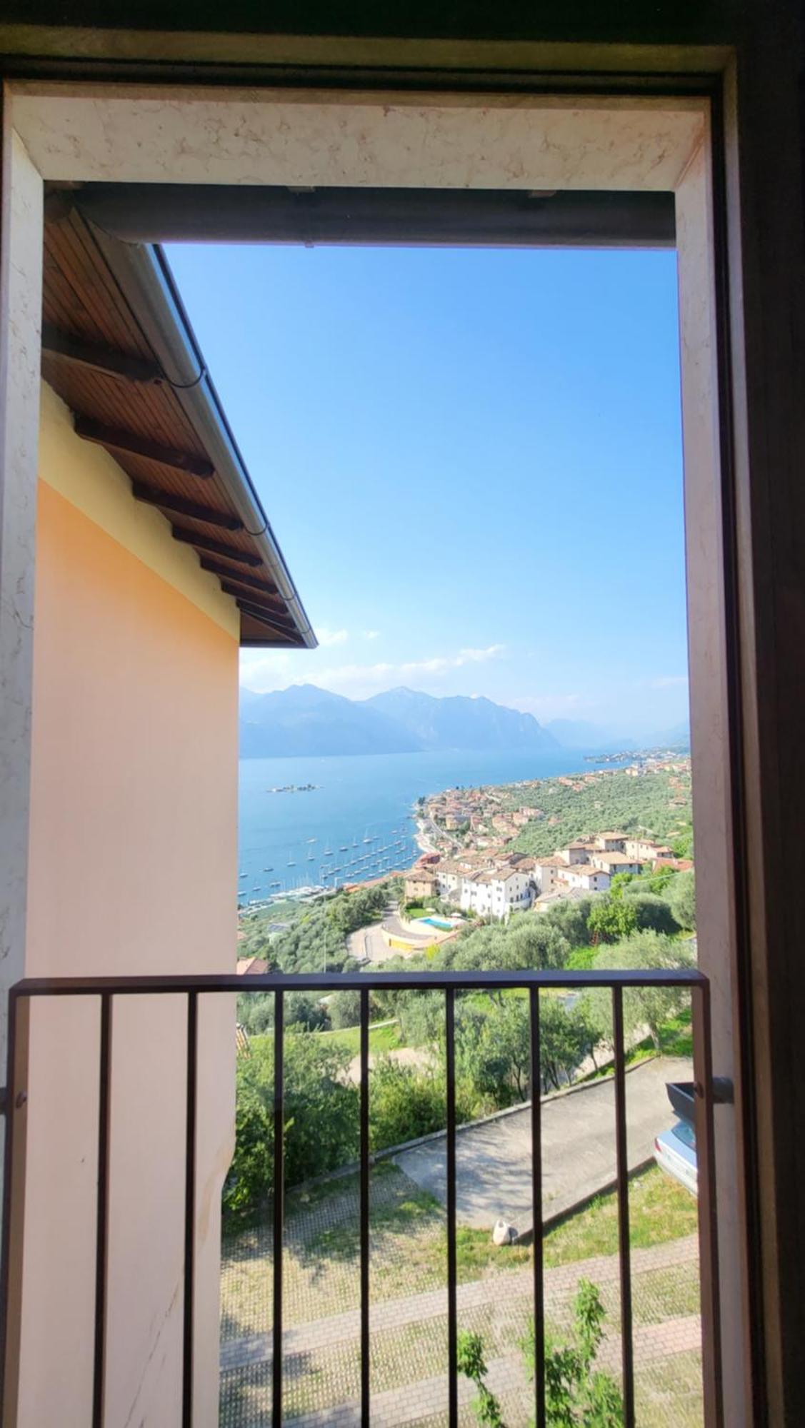 View Garda Lake Brenzone sul Garda Esterno foto